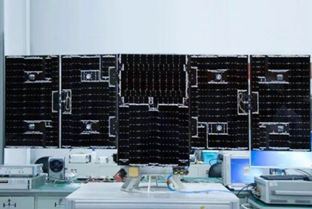 Microsatellite Power System Solution