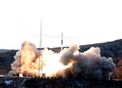 快舟Y12火箭发射成功，馥昶空间配套一箭六星全部太阳电池阵